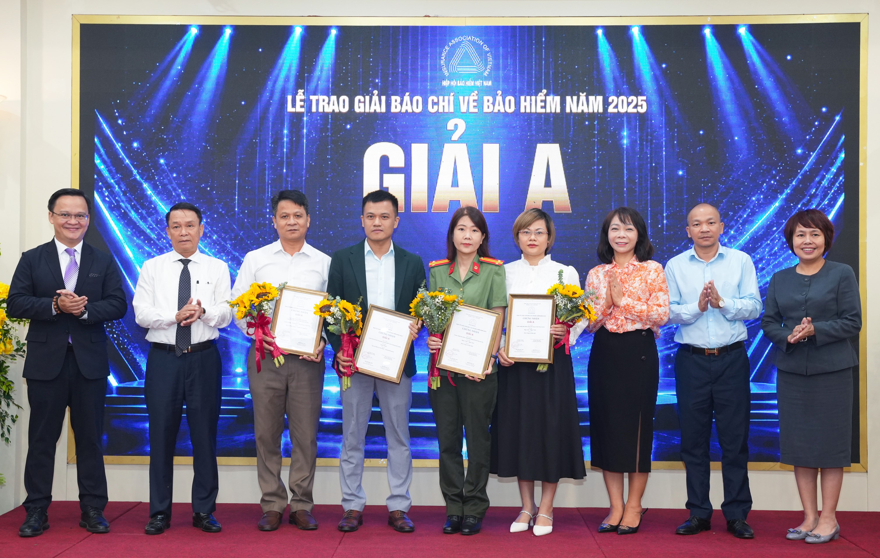 Trao Giải Báo chí về Bảo hiểm năm 2025 và phát động Giải Báo chí về Bảo hiểm năm 2026