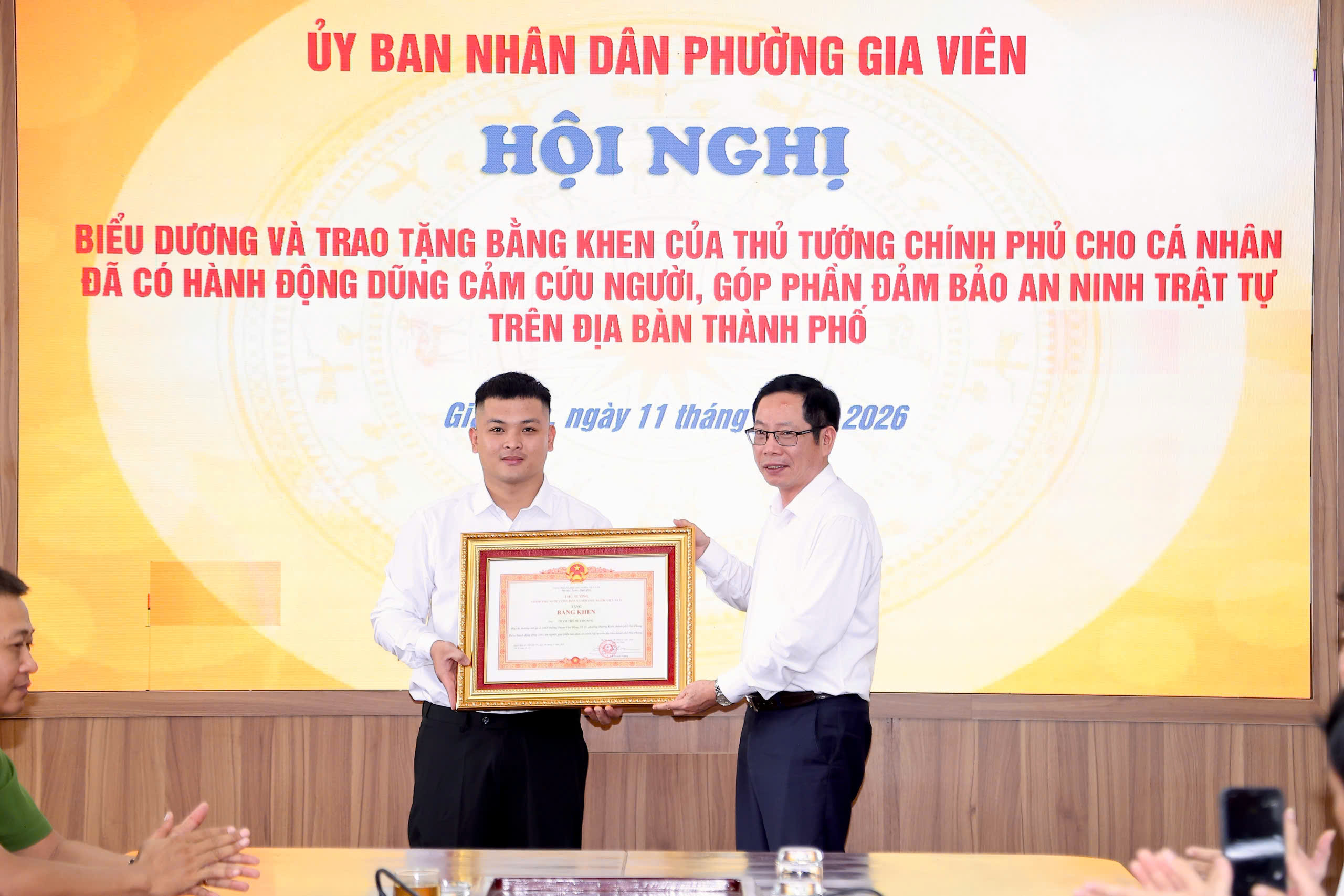 Thủ tướng tặng Bằng khen cho nam thanh niên ở Hải Phòng có hành động dũng cảm cứu người