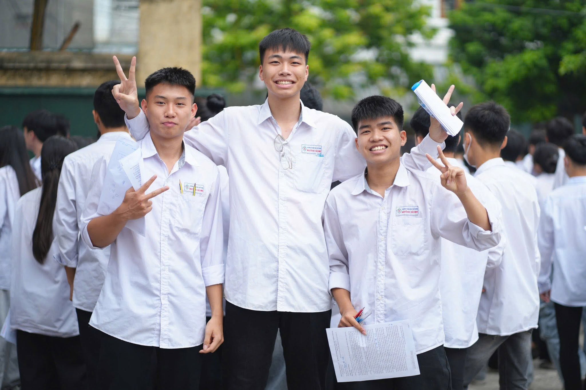 Có 25 thí sinh bị đình chỉ do sử dụng điện thoại trong ngày thi đầu tiên