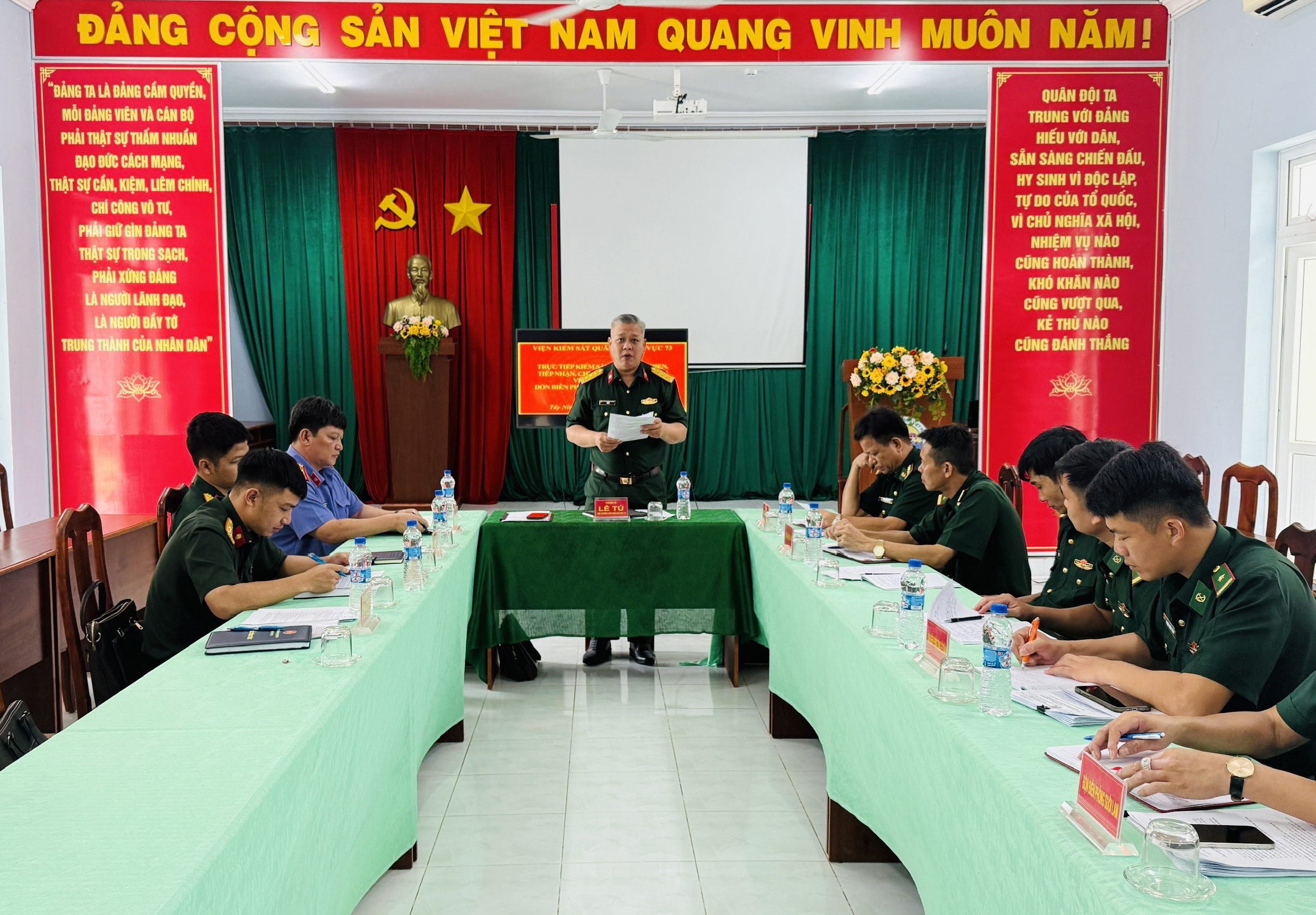 Viện kiểm sát Quân sự Khu vực 73 kiểm sát việc phát hiện, tiếp nhận, chuyển giao nguồn tin về tội phạm