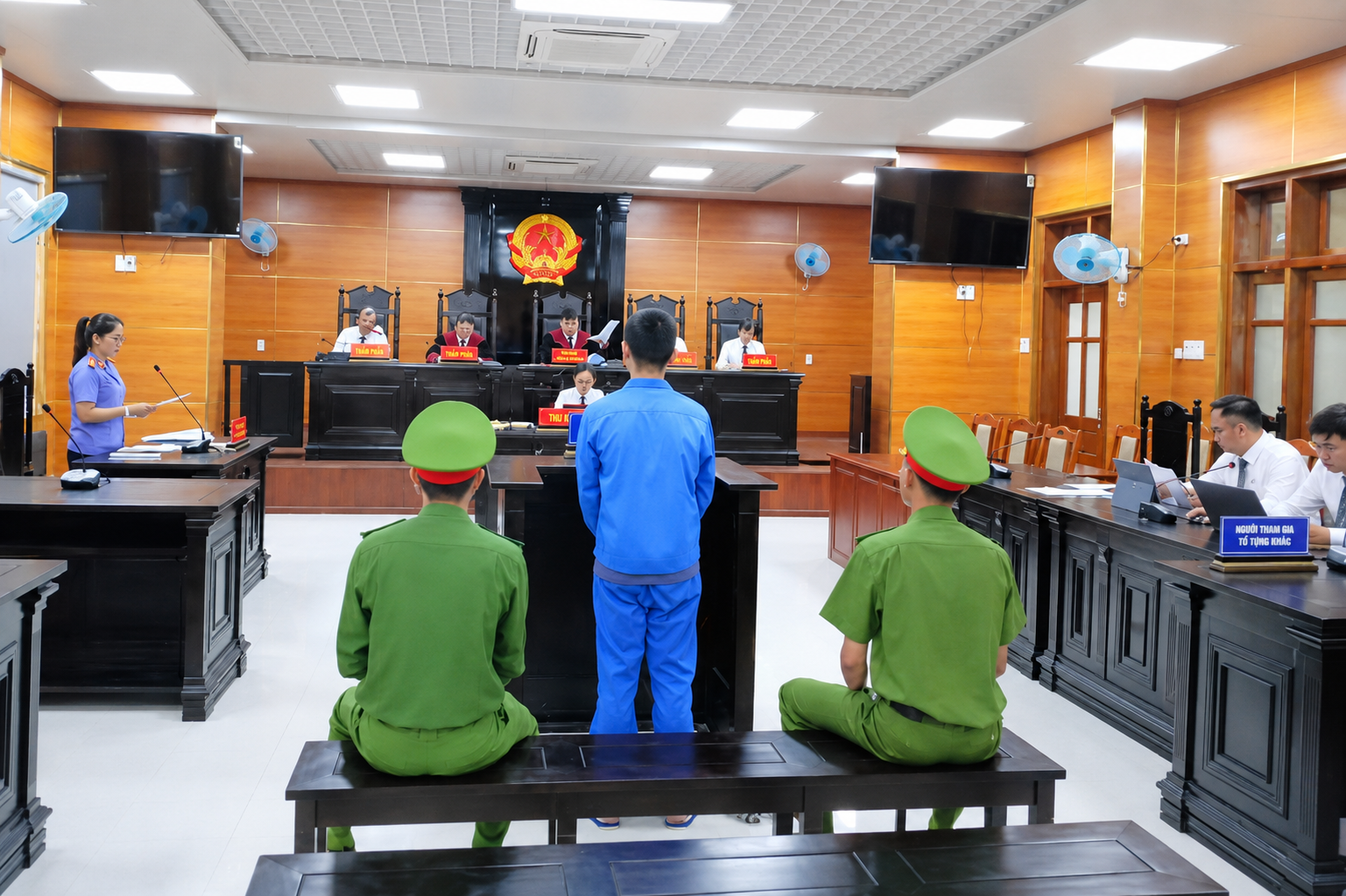 Án chung thân cho đối tượng vận chuyển hơn 3,4kg ma túy từ Lào về Việt Nam