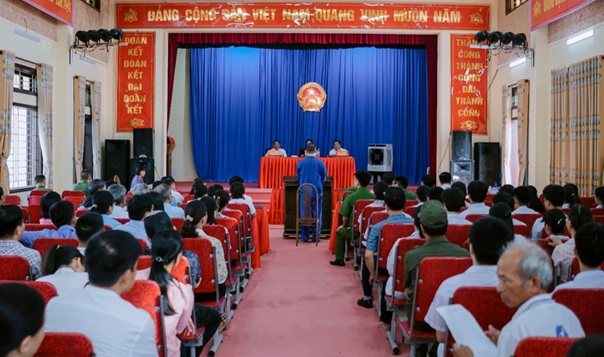 VKSND khu vực 6, tỉnh Hưng Yên phối hợp tổ chức phiên tòa xét xử lưu động