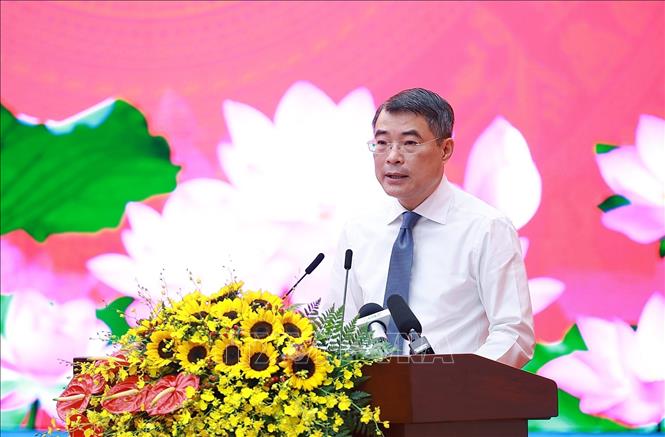 Thủ tướng Lê Minh Hưng Thi đua phải trở thành động lực hành động cho mục tiêu tăng trưởng hai con số