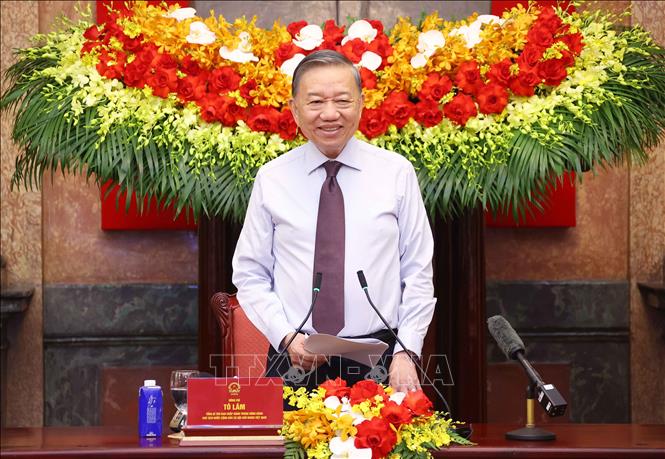 Tổng Bí thư, Chủ tịch nước Tô Lâm Báo chí phải bám sát thực tiễn, tôn trọng sự thật, lấy lợi ích của nhân dân làm điểm xuất phát