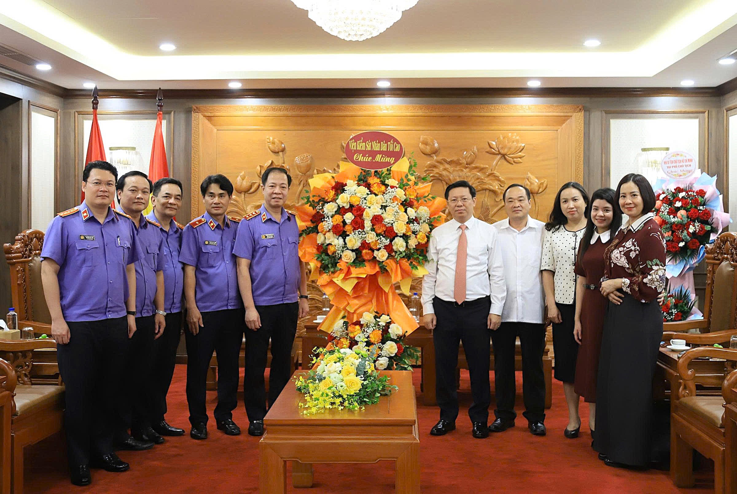 Lãnh đạo VKSND tối cao thăm, chúc mừng các cơ quan báo chí Trung ương
