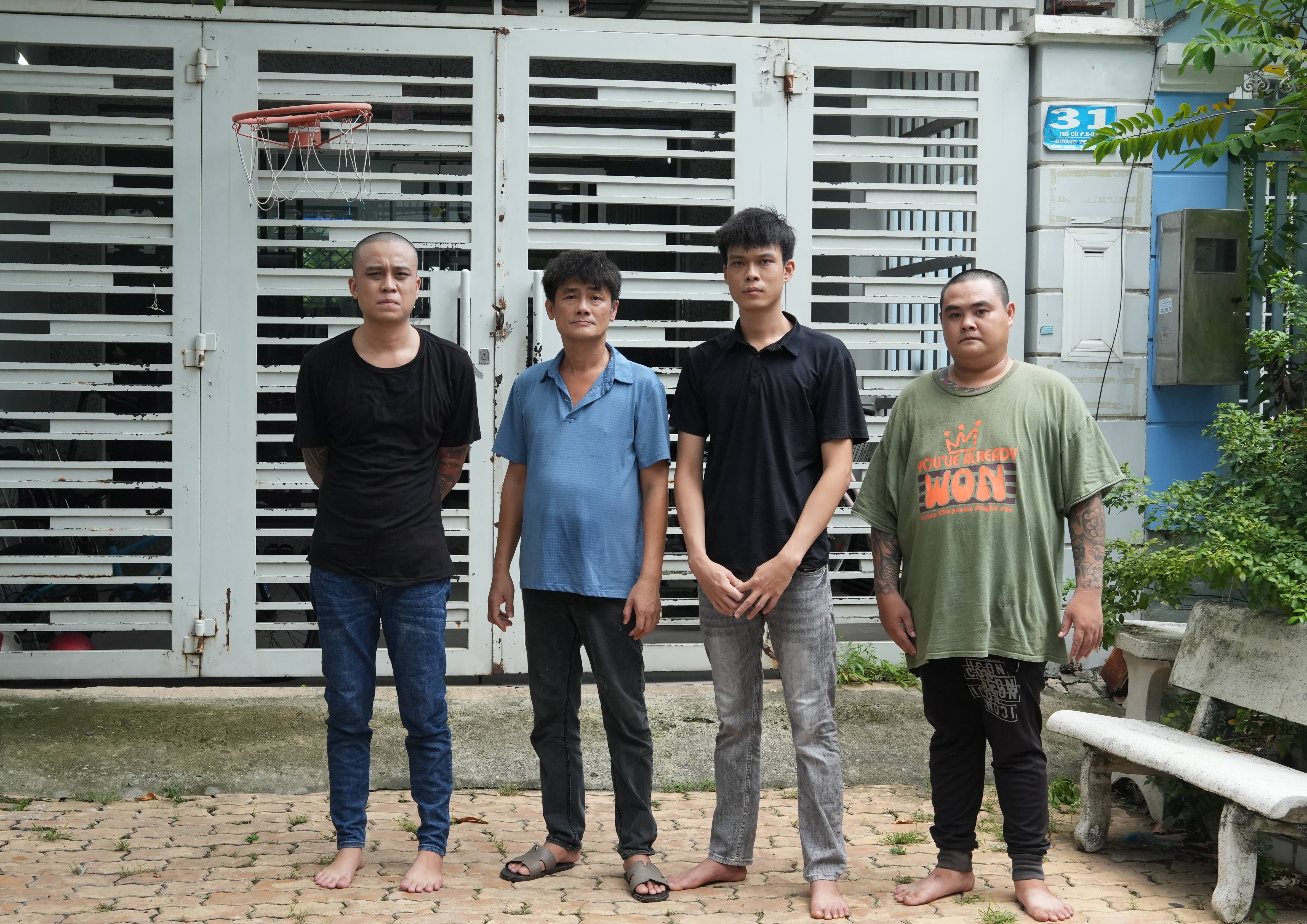 Bắt khẩn cấp nhóm đối tượng mang dao đến nhà dân đe dọa xâm hại tính mạng