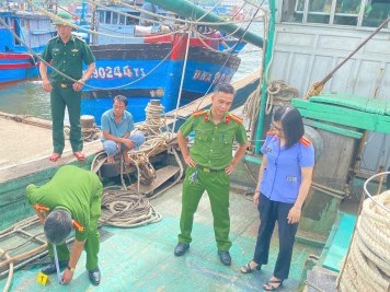 Kiểm sát khám nghiệm hiện trường vụ tai nạn lao động xảy ra trên tàu cá