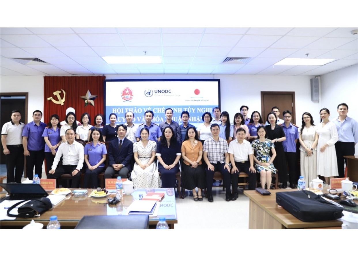 Kinh nghiệm quốc tế về chế định tùy nghi truy tố và thỏa thuận nhận tội