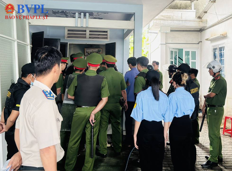 VKSND Khu vực 6 tỉnh Tây Ninh kiểm sát việc cưỡng chế giao tài sản cho người mua trúng đấu giá