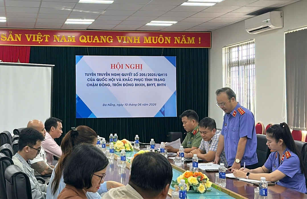 VKSND khu vực 3, TP Đà Nẵng đôn đốc doanh nghiệp khắc phục chậm đóng bảo hiểm