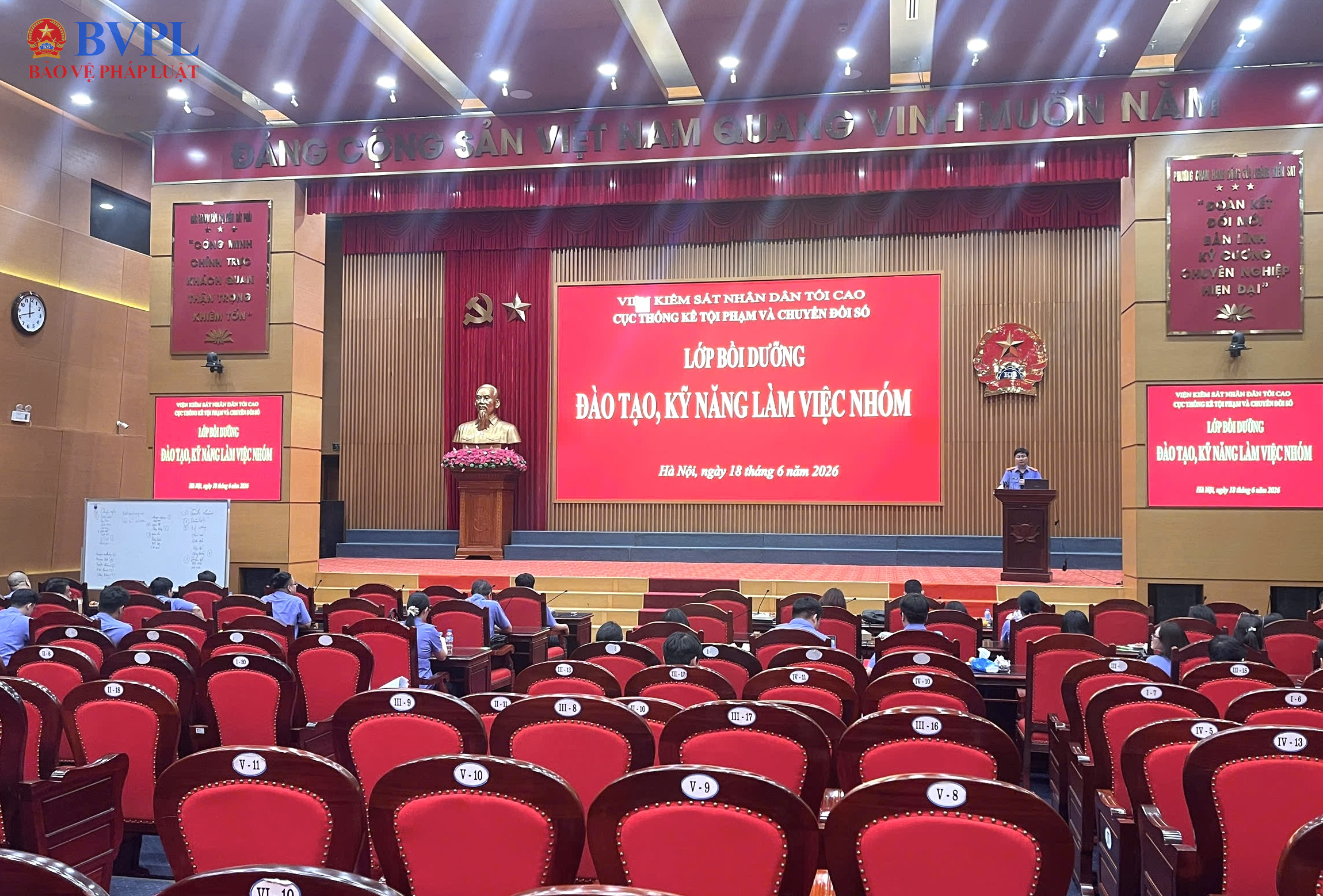 Chương trình tập huấn “Một số kỹ năng mềm trong giao tiếp công vụ” thành công tốt đẹp