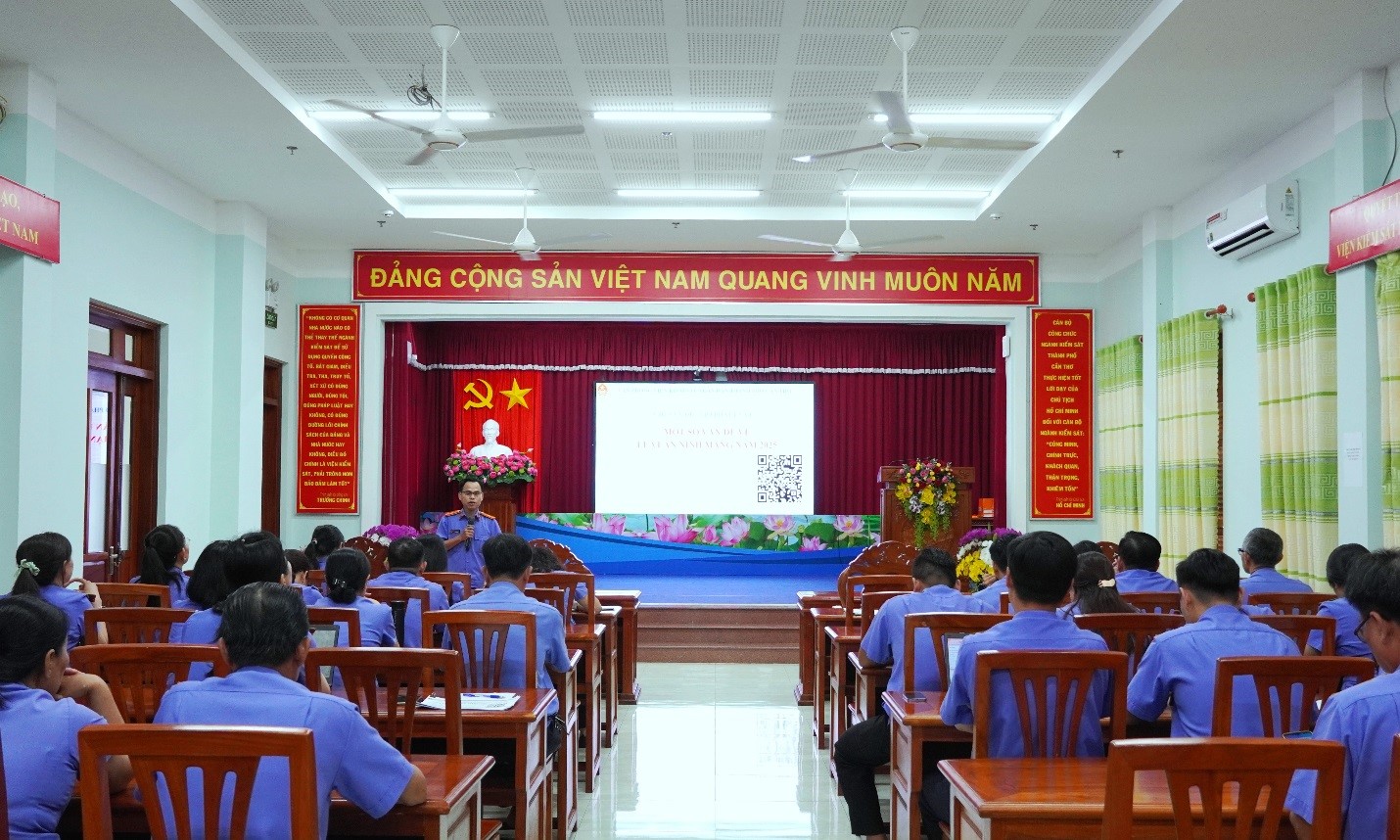 VKSND thành phố Cần Thơ nâng cao kỹ năng bảo đảm an ninh mạng cho công chức, người lao động