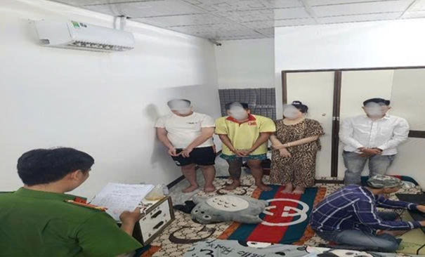 Bắt quả tang nhóm đối tượng “tổ chức sử dụng trái phép chất ma túy”