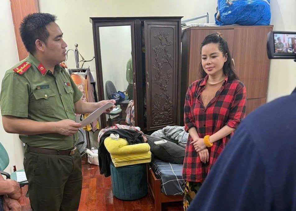Bắt đối tượng lợi dụng các quyền tự do dân chủ xâm phạm lợi ích của Nhà nước