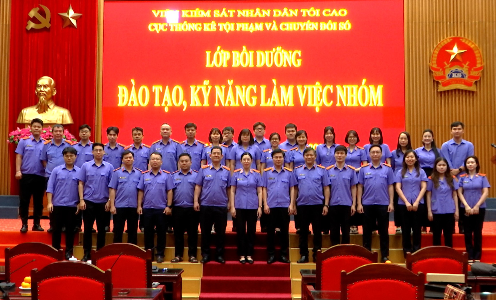 Tập huấn “Một số kỹ năng mềm trong giao tiếp công vụ”