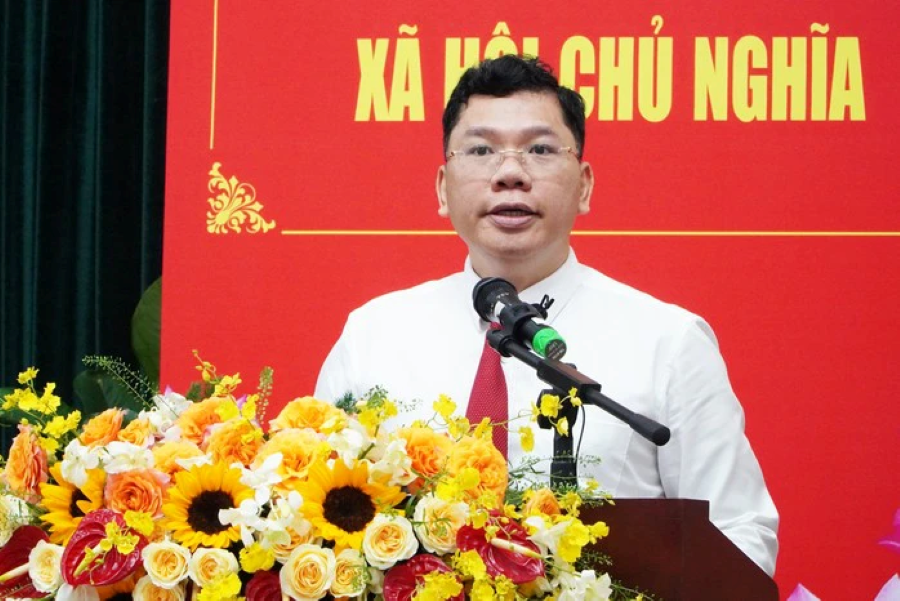 TP HCM giao ông Hoàng Nguyên Dinh phụ trách toàn bộ lĩnh vực của ông Bùi Xuân Cường