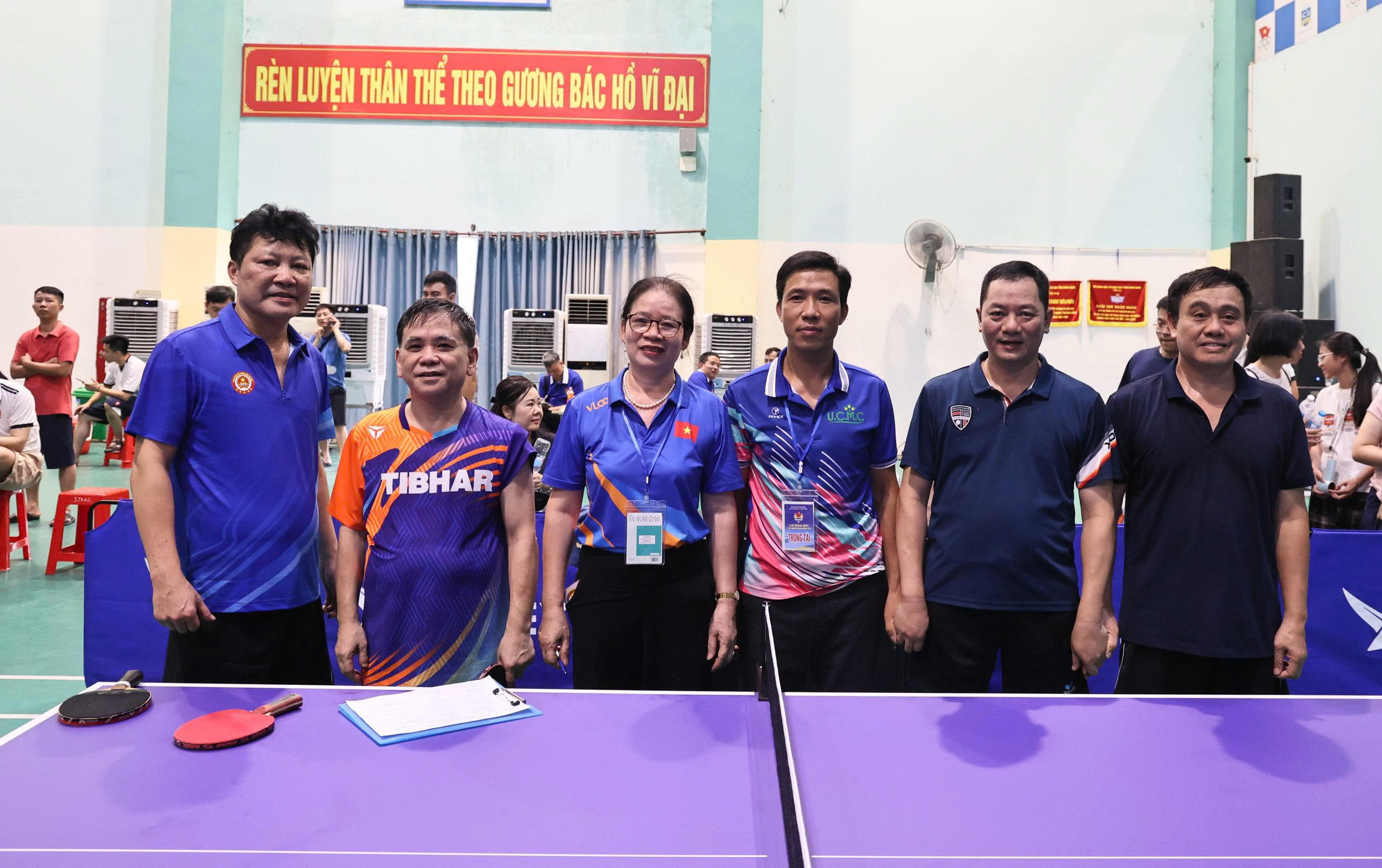 Ngày thi đấu bùng nổ của bóng bàn, VKSND TP Hải Phòng và tỉnh Hưng Yên ghi dấu ấn