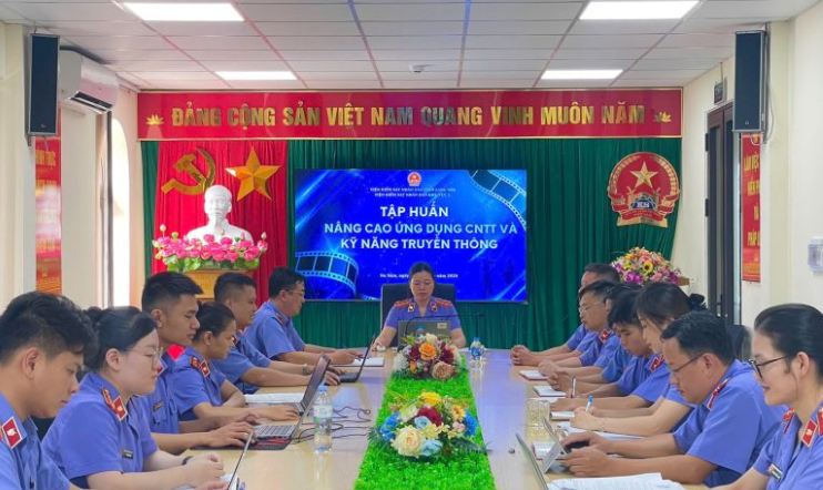 VKSND khu vực 2 - Lạng Sơn Nâng cao ứng dụng công nghệ thông tin và kỹ năng truyền thông
