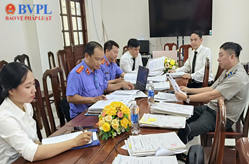 VKSND Khu vực 4 TP Cần Thơ kiểm sát việc xét miễn nghĩa vụ thi hành án dân sự năm 2026