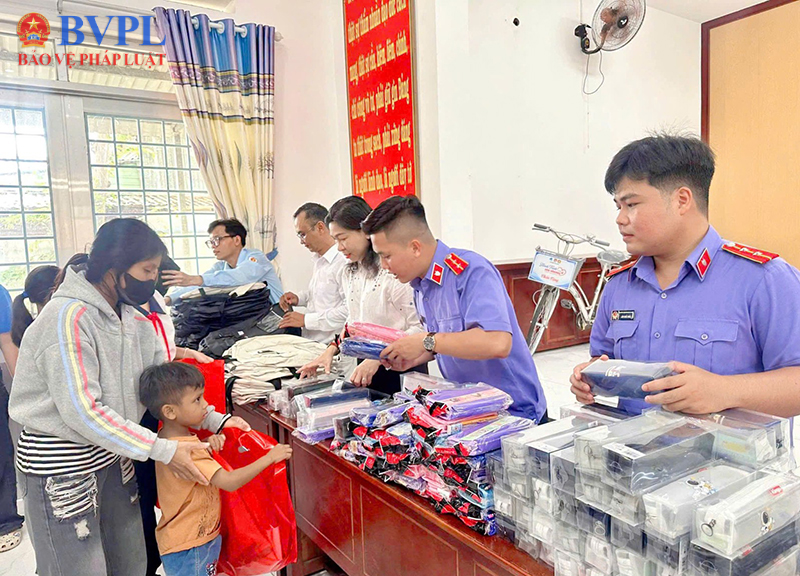 “Hành trình yêu thương” lan tỏa nghĩa tình, kết nối cộng đồng