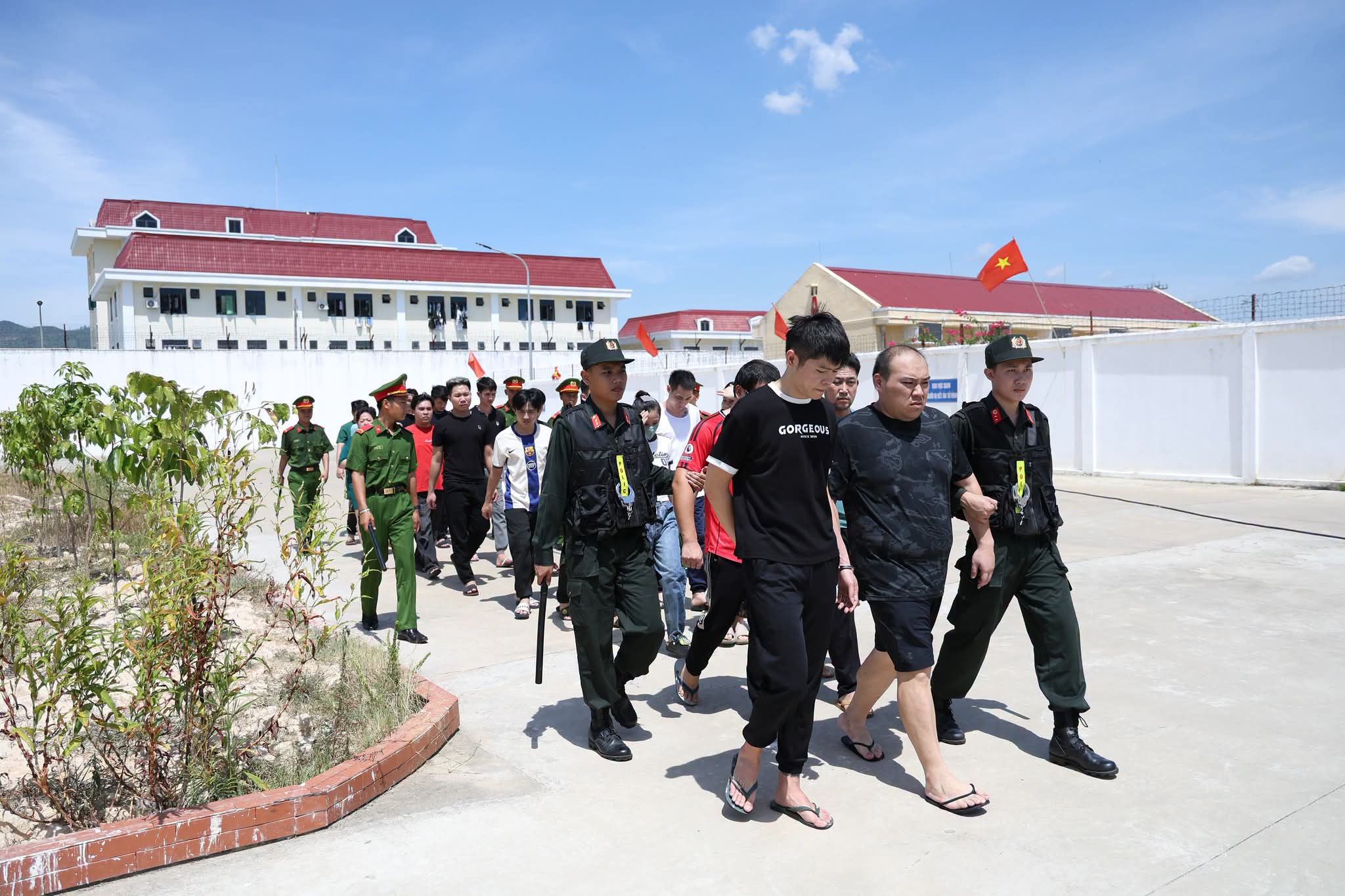 Hà Tĩnh Đánh sập đường dây đánh bạc và rửa tiền xuyên quốc gia có quy mô đặc biệt lớn