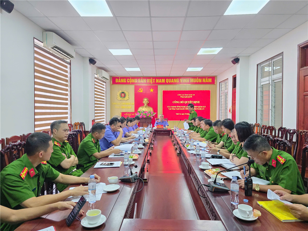 VKSND tỉnh Nghệ An trực tiếp kiểm sát tại Trại tạm giam Công an tỉnh