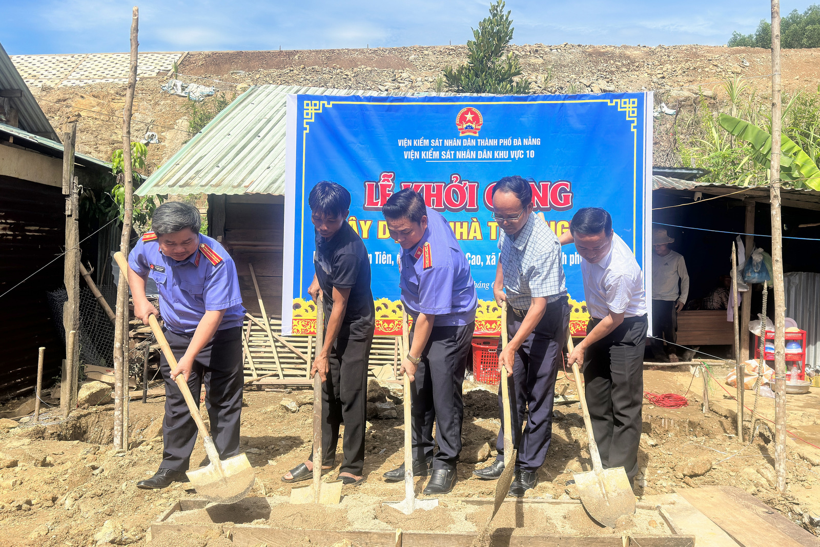 VKSND khu vực 10, TP Đà Nẵng khởi công xây dựng nhà tình nghĩa cho hộ khó khăn