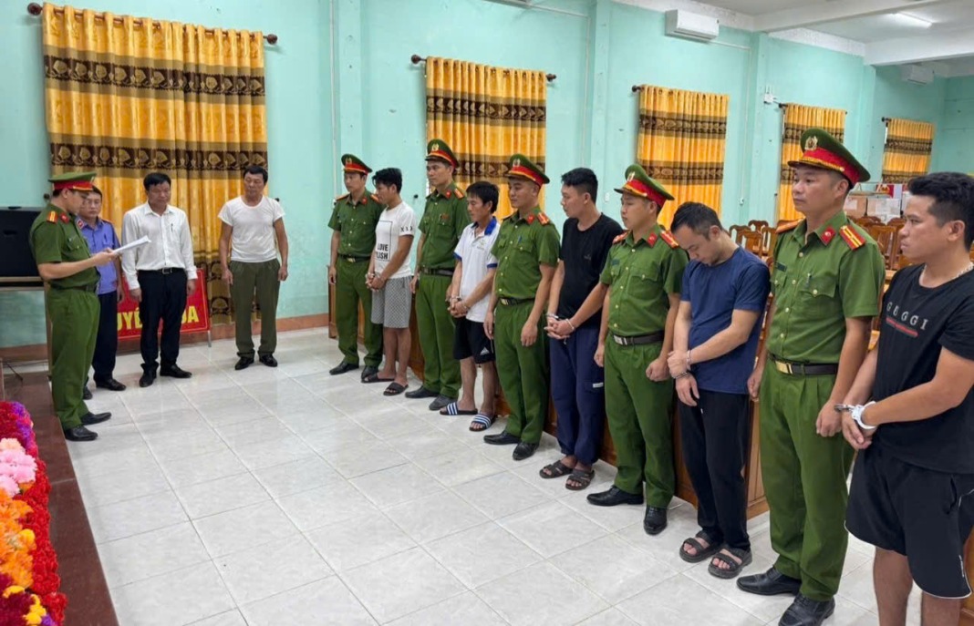 Phê chuẩn khởi tố nhóm đối tượng tổ chức sử dụng trái phép chất ma túy
