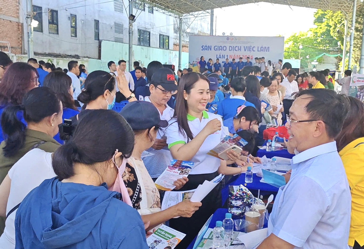 Quy định mới về hợp đồng thực hiện công việc trong đơn vị sự nghiệp công lập