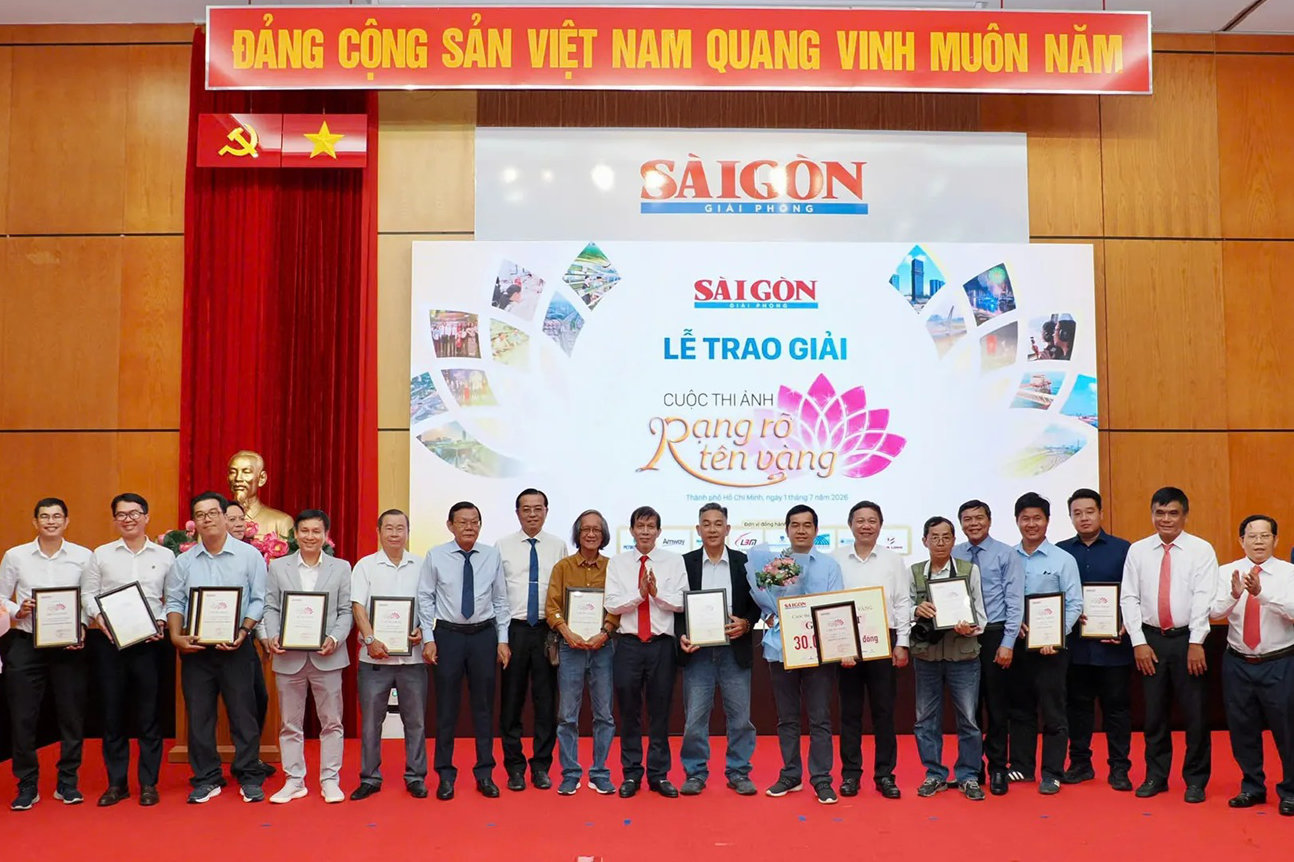 TP HCM công bố công trình báo chí dữ liệu, trao giải cuộc thi ảnh Rạng rỡ tên vàng