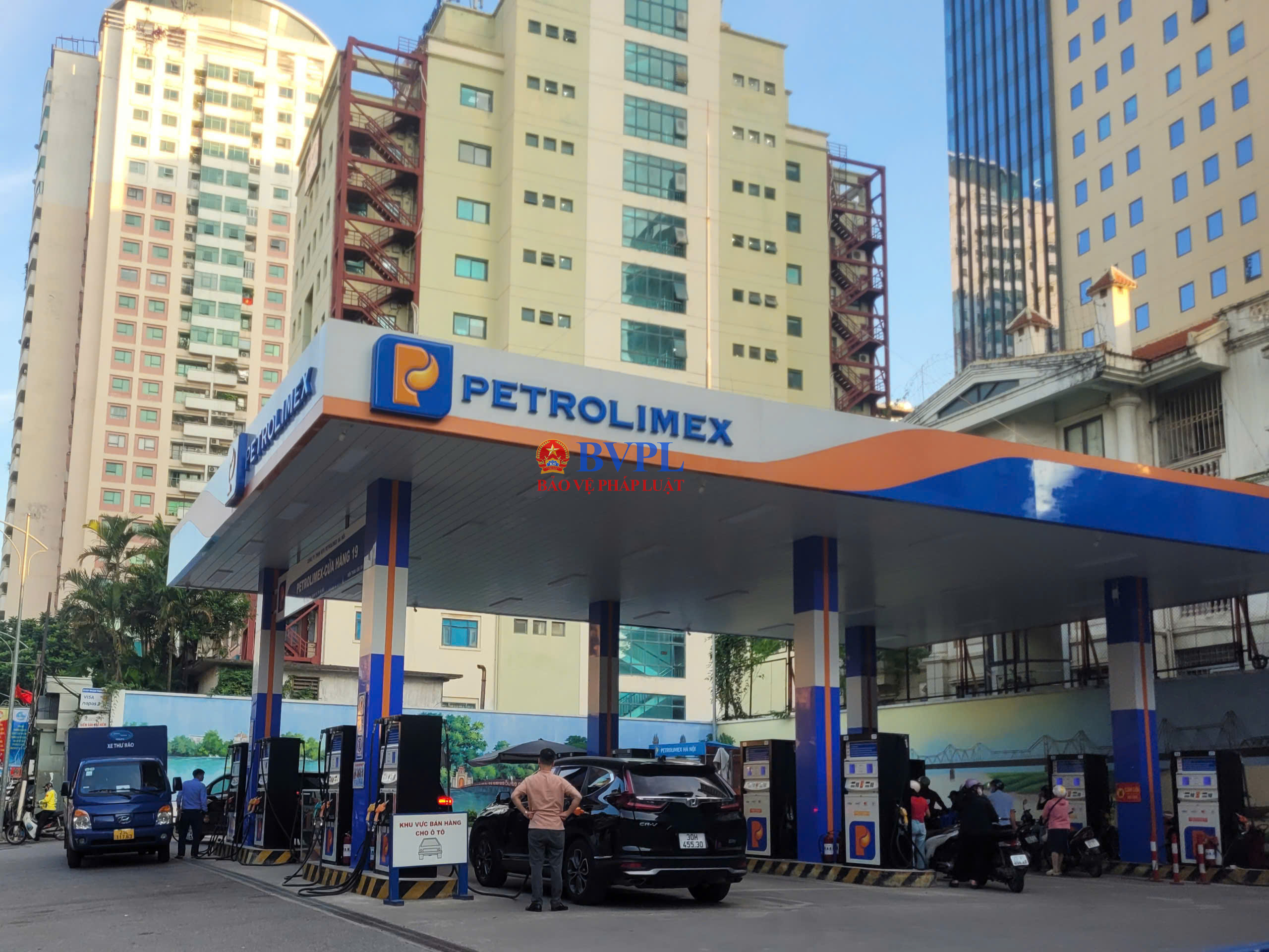 Giá bán lẻ xăng dầu giảm từ 16h ngày 2 7