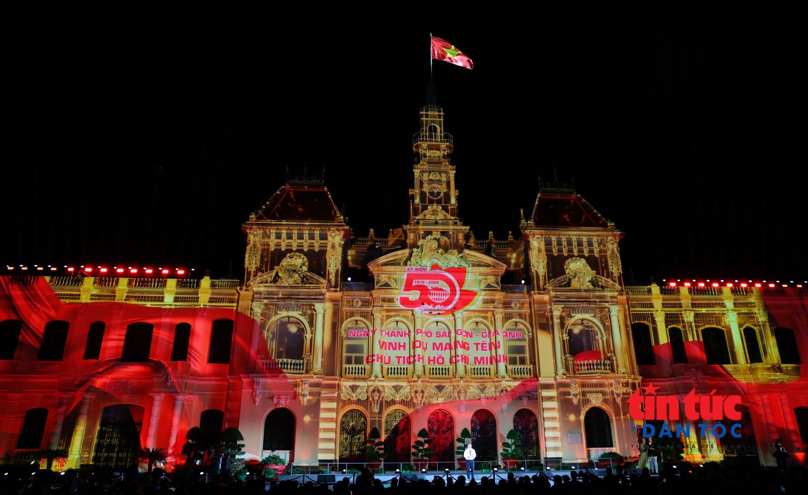 “Đại tiệc sắc màu” 3D Mapping dịp 50 năm thành phố mang tên Bác