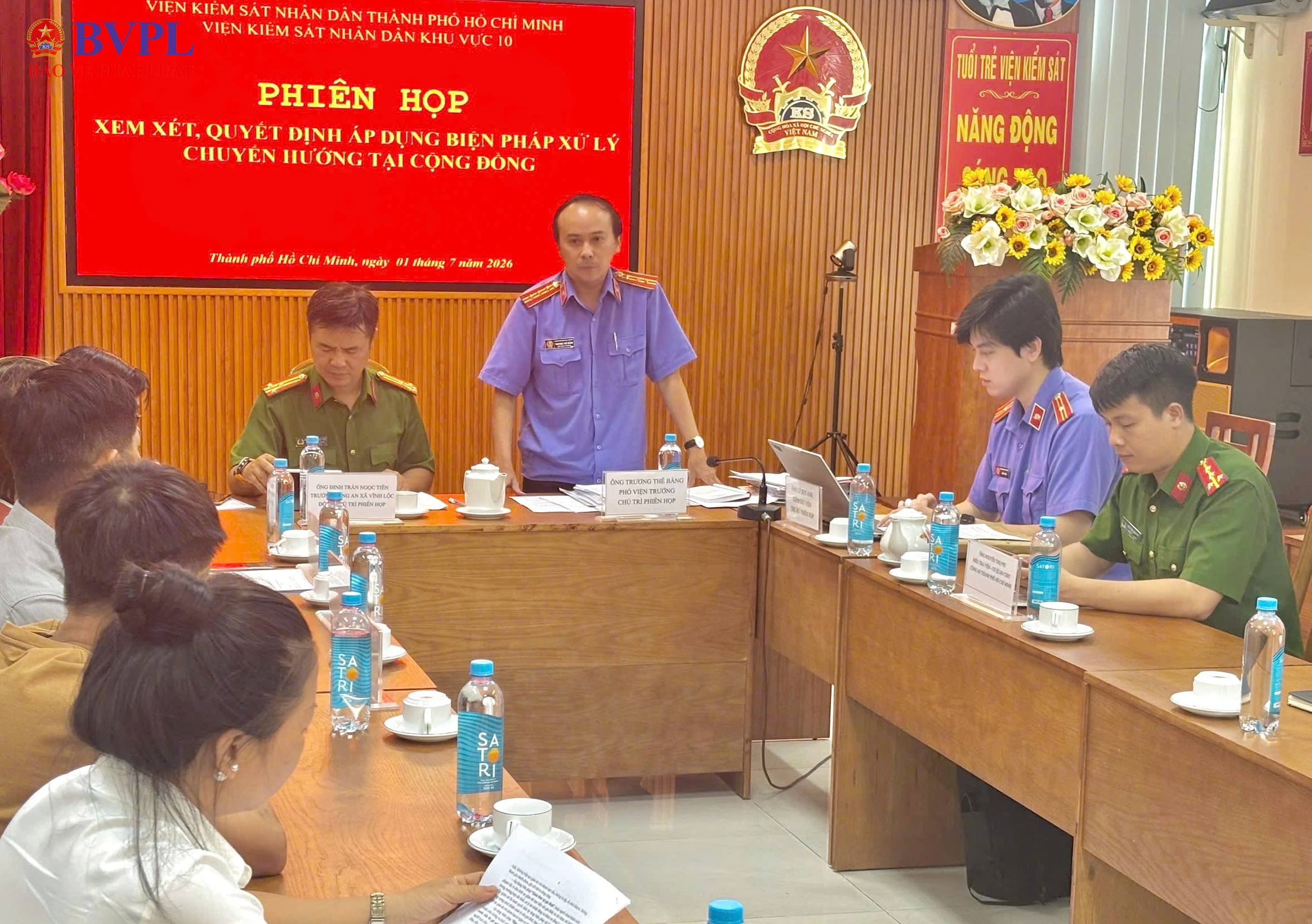 VKSND Khu vực 10 TP Hồ Chí Minh lần đầu họp xử lý chuyển hướng người chưa thành niên phạm tội