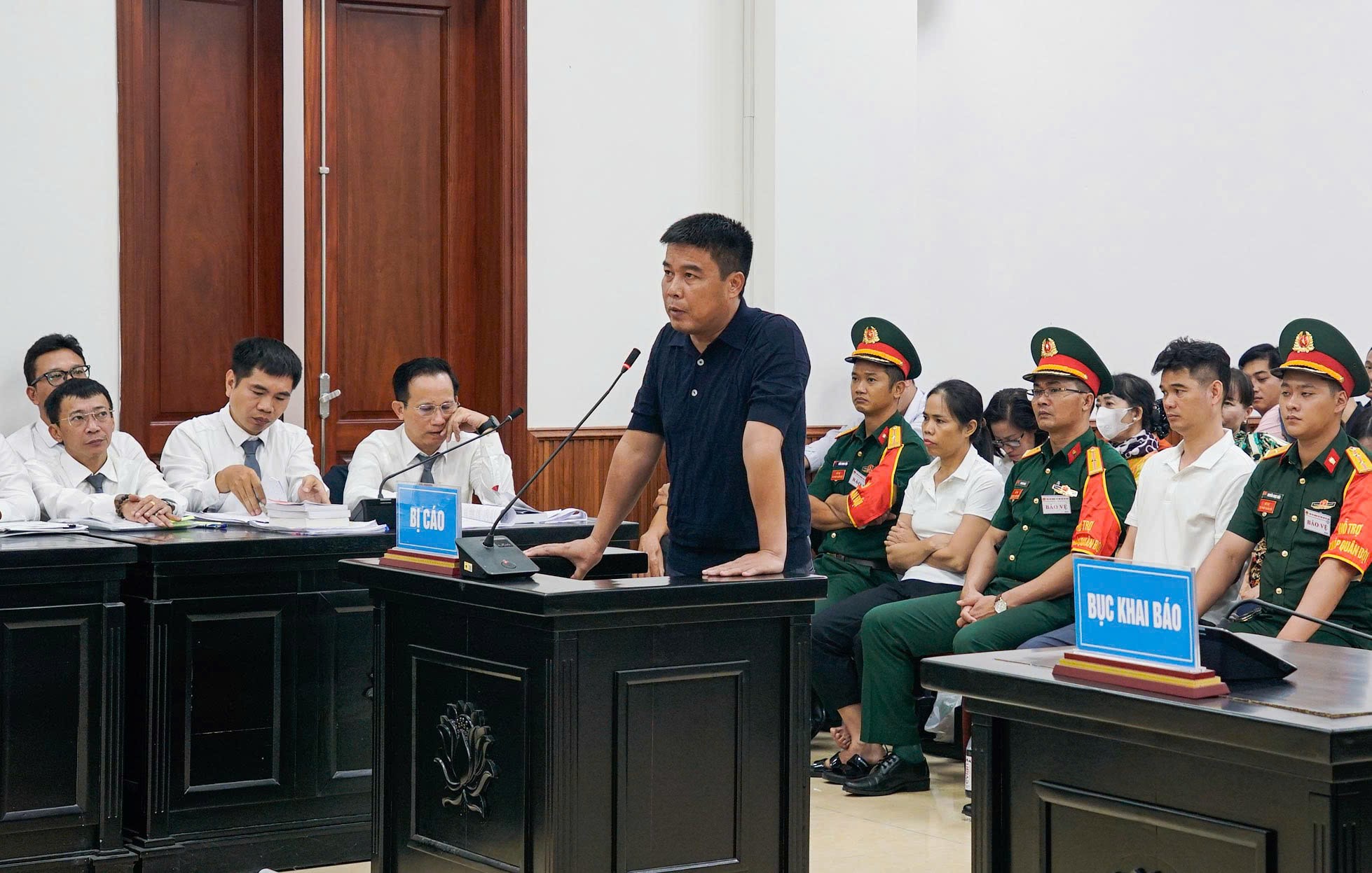 Viện kiểm sát đề nghị bác kháng cáo của Hậu pháo , chấp nhận kháng cáo của hai cựu Thiếu tướng