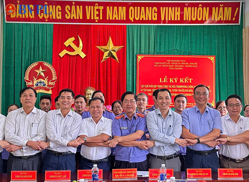VKSND Khu vực 8 tỉnh Lâm Đồng ký kết quy chế phối hợp