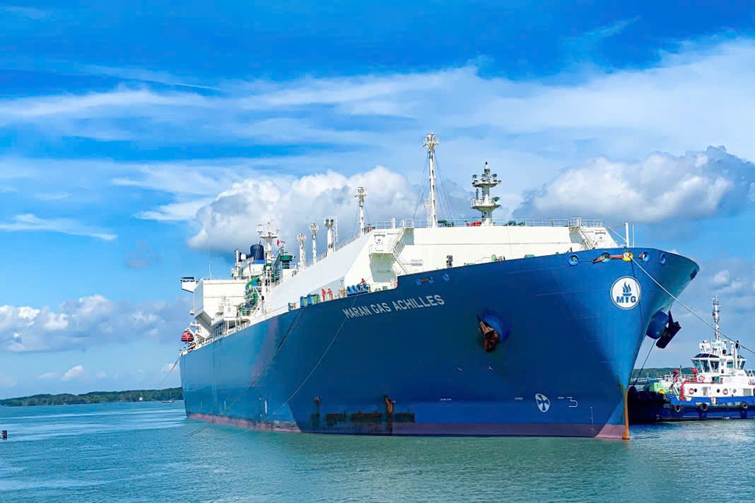 PV GAS ký Hợp đồng mua LNG định hạn đầu tiên của Việt Nam giai đoạn 2027 - 2031