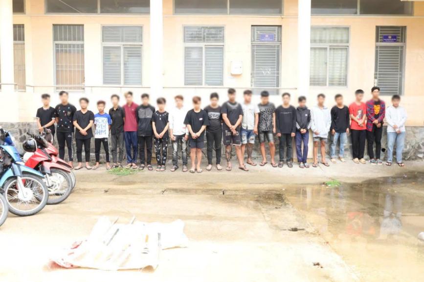 Nhóm thanh thiếu niên lên mạng xã hội hẹn nhau mang hung khí đi giải quyết mâu thuẫn