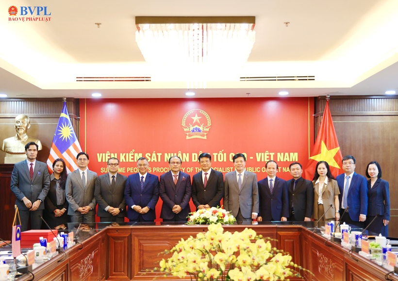 Viện trưởng Nguyễn Huy Tiến tiếp và hội đàm với Tổng Chưởng lý Malaysia
