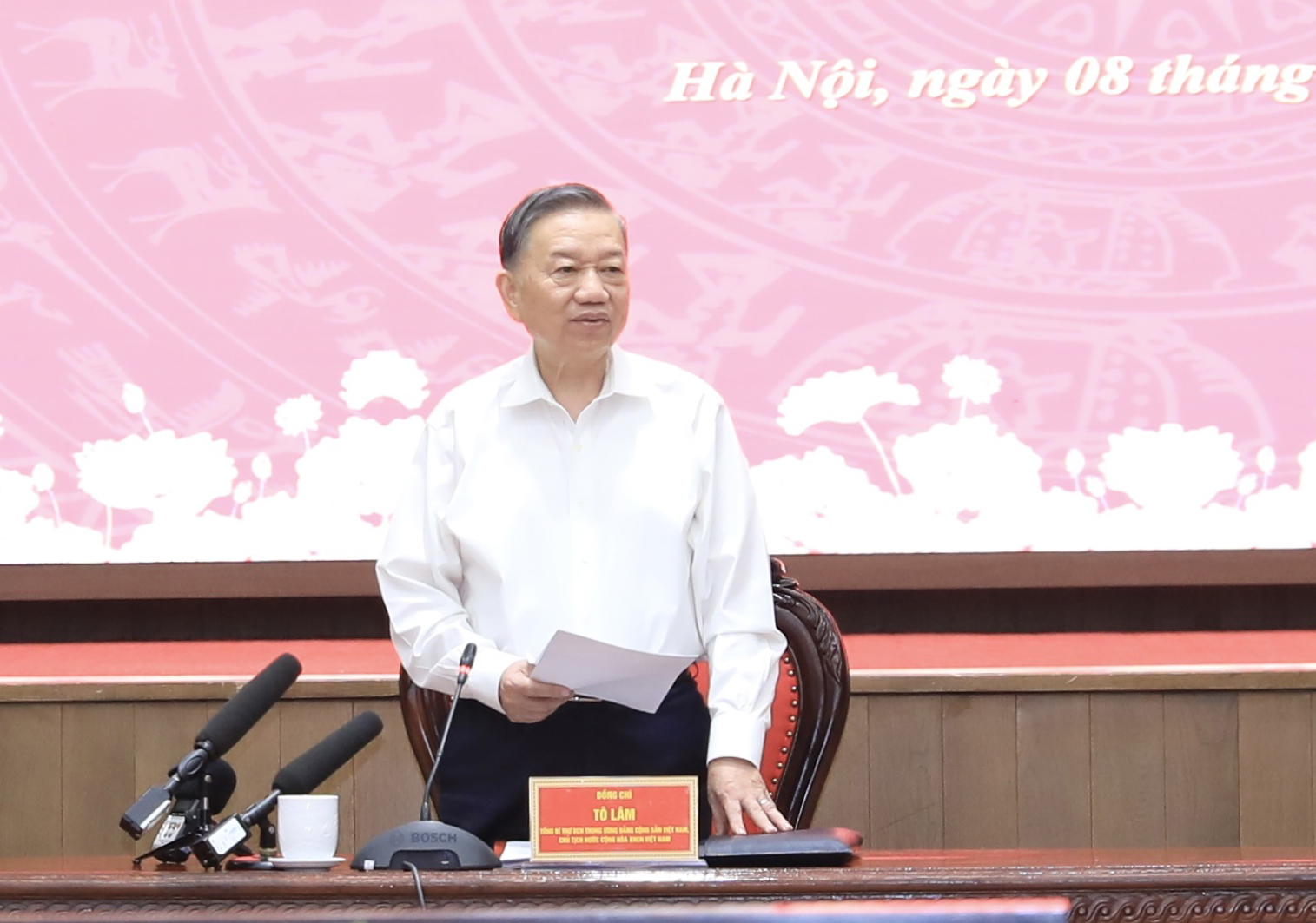 Hà Nội cần tập trung thực hiện 8 nhóm giải pháp tạo phát triển đột phá