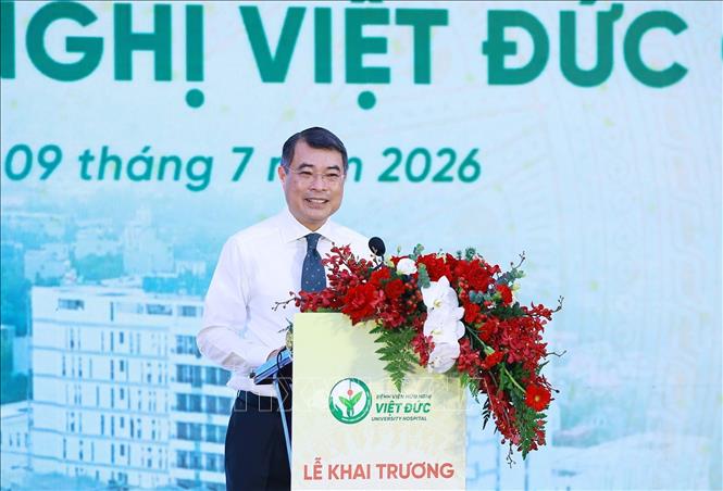 Thủ tướng Lê Minh Hưng Cơ cấu lại mạng lưới khám, chữa bệnh theo hướng hiện đại