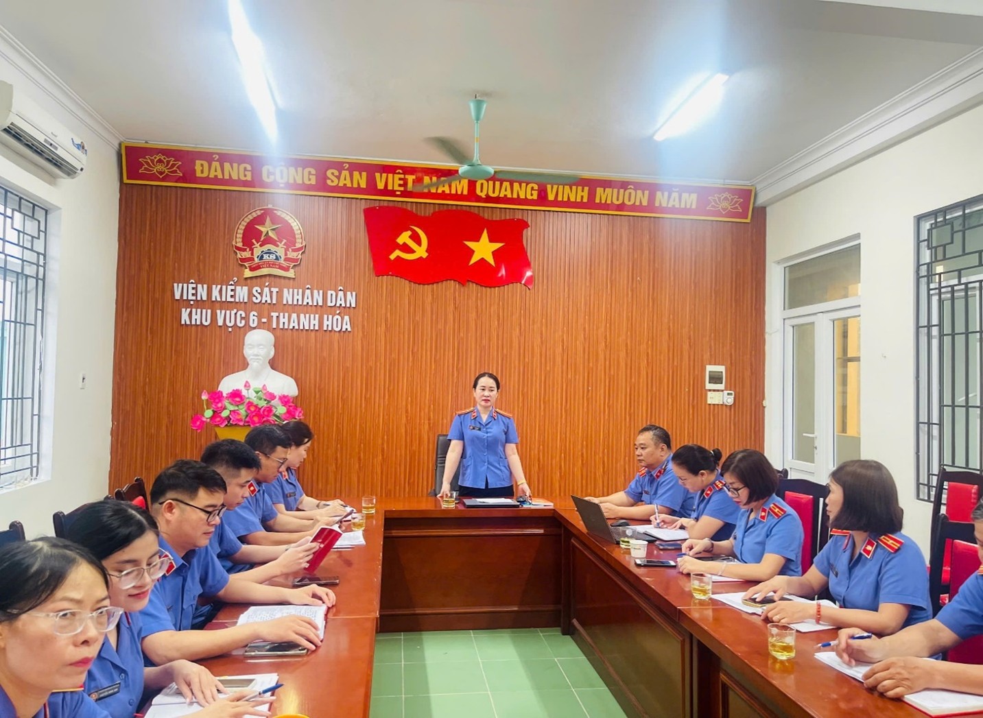 Áp dụng có hiệu quả văn bản về tăng cường đảm bảo trật tự an toàn giao thông