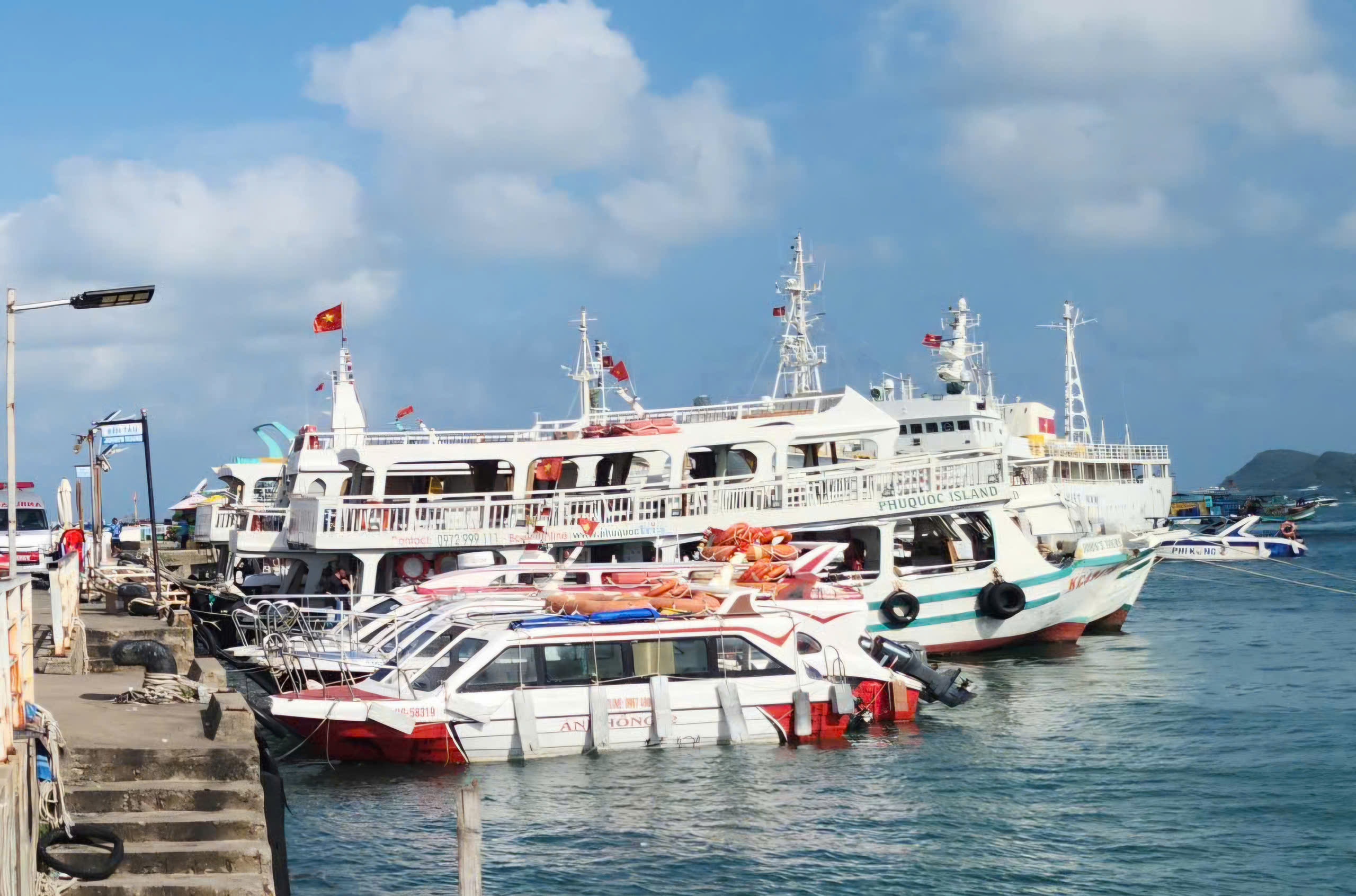 Tổng kiểm tra an toàn giao thông đường thủy ở An Giang sau tai nạn ở Phú Quốc