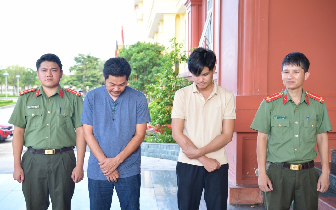Phê chuẩn khởi tố 2 đối tượng tổ chức cho người khác xuất cảnh trái phép