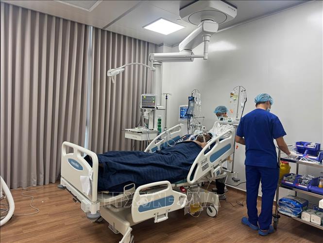 Điện chia buồn về vụ tàu du lịch gặp nạn tại An Giang