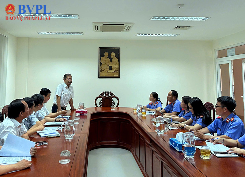 VKSND TP Cần Thơ phối hợp ngành Thuế thu thập chứng cứ, xem xét khởi kiện bảo vệ lợi ích Nhà nước