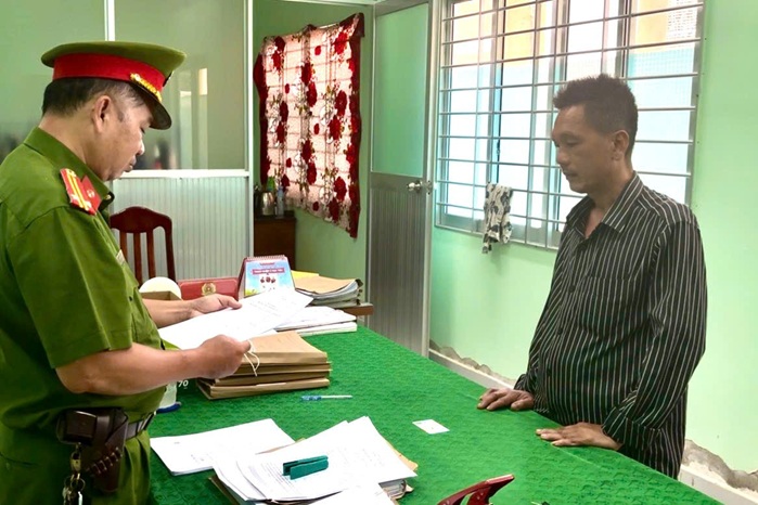 Bắt tạm giam đối tượng nhiều lần khai thác khoáng sản trái phép