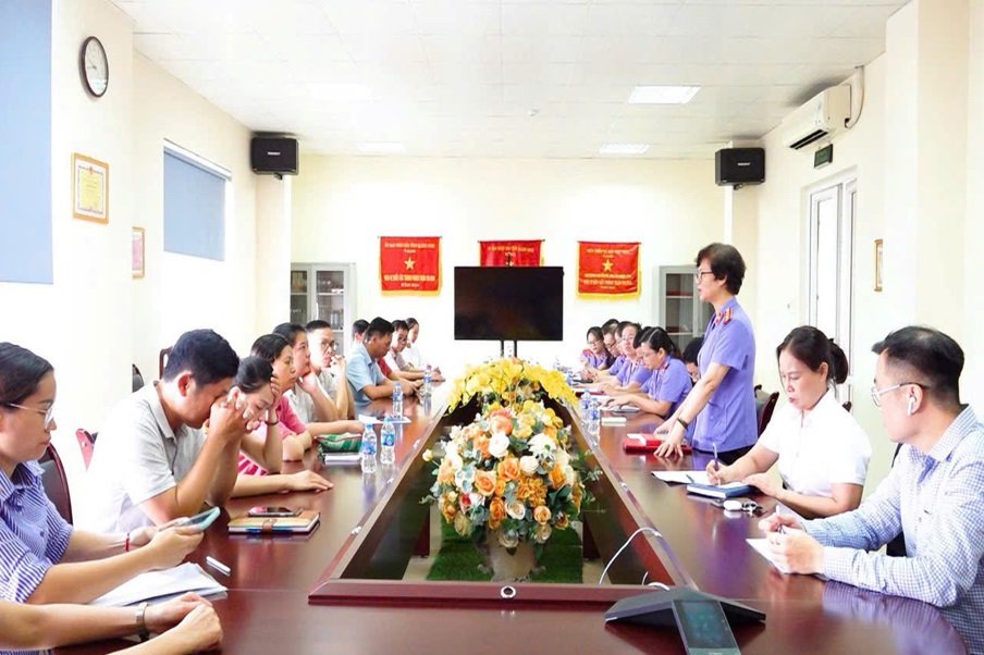 Tuyên truyền Nghị quyết 205 và làm việc với doanh nghiệp nợ bảo hiểm xã hội