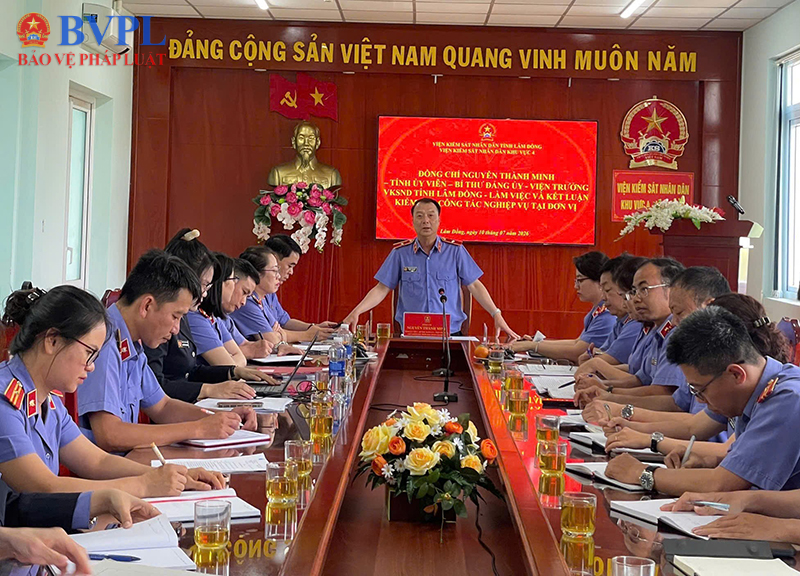 VKSND tỉnh Lâm Đồng kiểm tra công tác kiểm sát án hành chính, dân sự tại VKSND khu vực 4