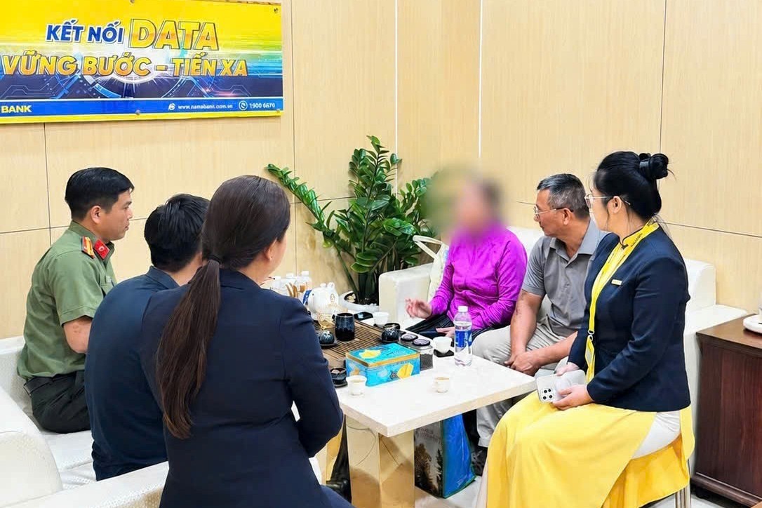 Kịp thời ngăn chặn vụ lừa đảo công nghệ cao, bảo vệ 350 triệu đồng cho người dân