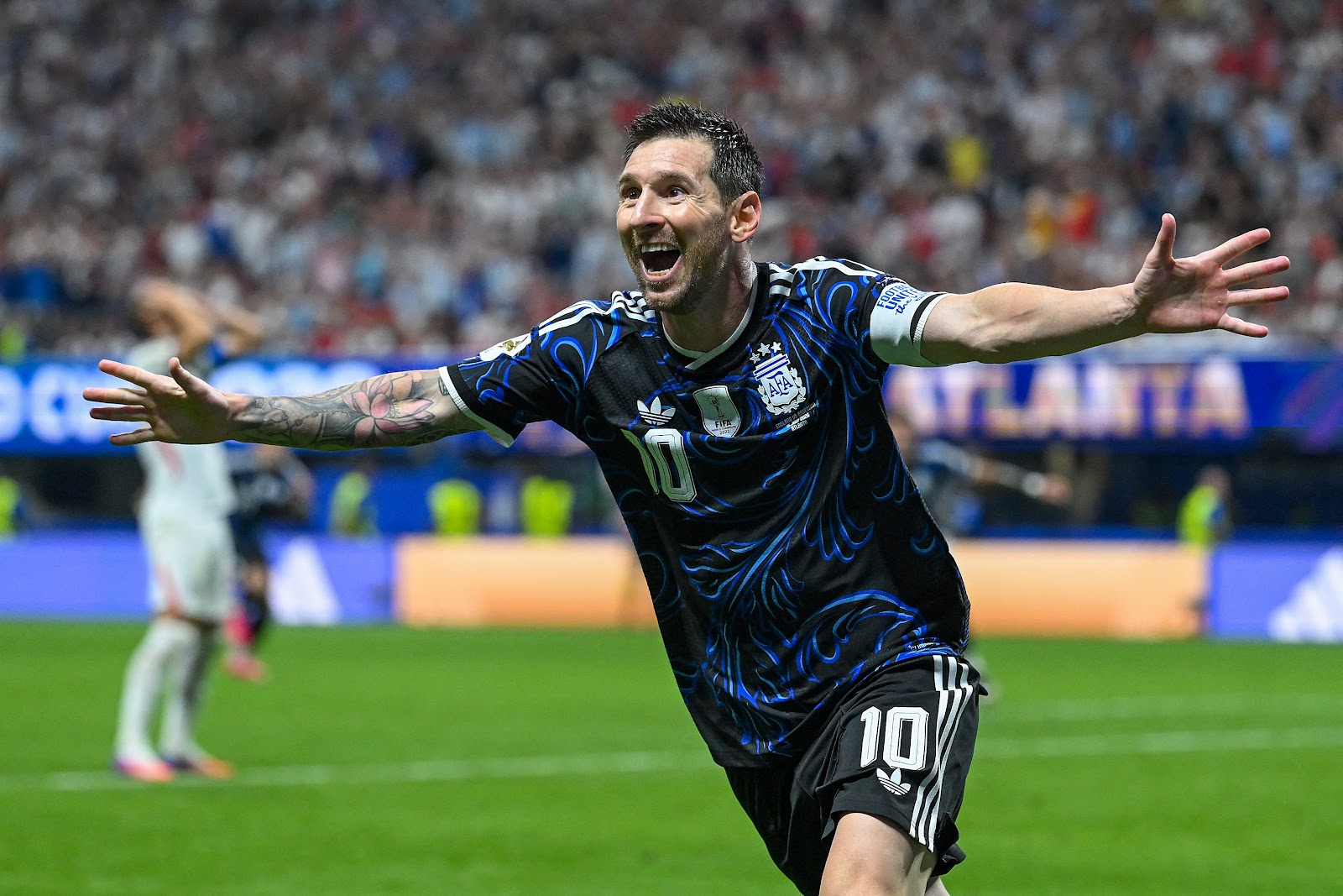 Trận chung kết World Cup 2026 Từ người nhà thành đối thủ